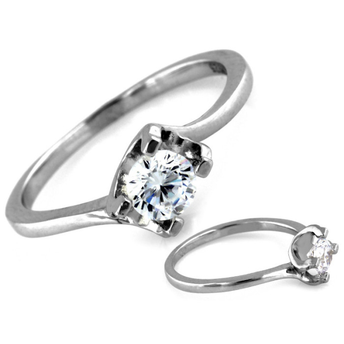 Srebrny pierścionek 925 elegancki z oczkiem 1,86g Srebrny pierścionek 925 elegancki z oczkiem 1,86g