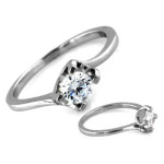 Srebrny pierścionek 925 elegancki z oczkiem 1,86g