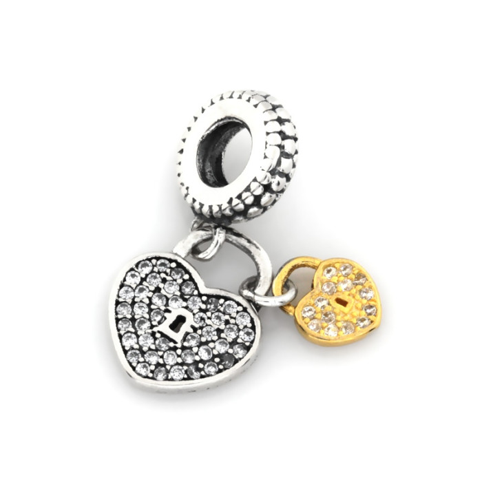 Srebrna zawieszka beads do bransoletki 925 z wiszącymi sercami pozłacana kłódka serce Srebrna zawieszka beads do bransoletki 925 z wiszącymi sercami pozłacana kłódka serce