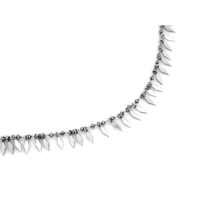 Srebrny naszyjnik krótki choker 925 z zawieszkami małymi rombami Srebrny naszyjnik krótki choker 925 z zawieszkami małymi rombami