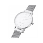 Zegarek damski zapinany na eleganckiej bransolecie