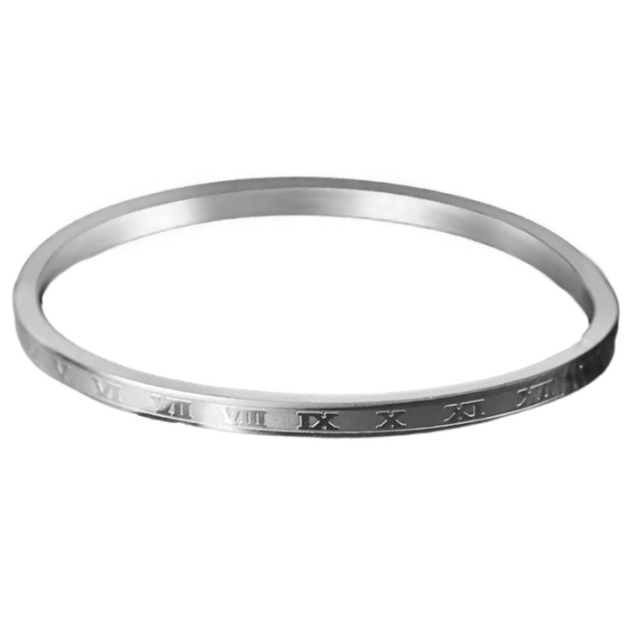 Bransoletka bangle w cyfry rzymskie z satynowaniem Bransoletka bangle w cyfry rzymskie z satynowaniem