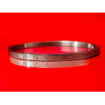 Bransoletka bangle w cyfry rzymskie z satynowaniem