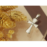 Srebrna zawieszka 925 krzyżyk religijny z błyszczącą cyrkonią