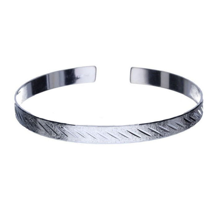 Srebrna bransoletka 925 typu bangle ze wzorem 9,79g Srebrna bransoletka 925 typu bangle ze wzorem 9,79g