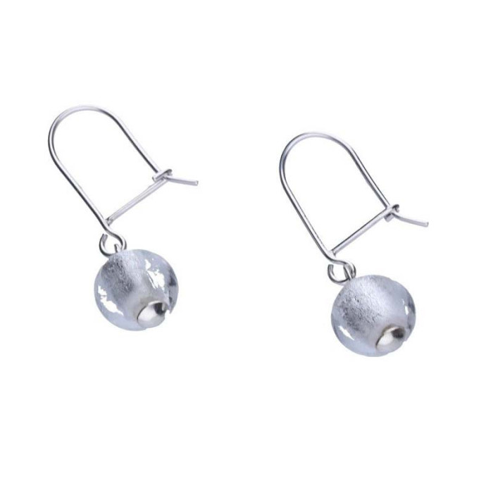 Srebrne kolczyki 925 białe kuleczki 1,84g Srebrne kolczyki 925 białe kuleczki 1,84g