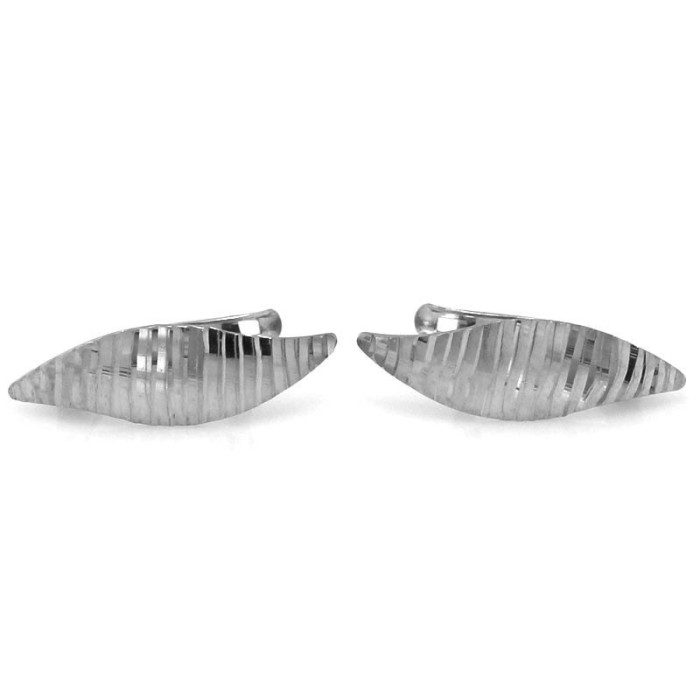 Srebrne kolczyki 925 eleganckie diamentowane 1,88g Srebrne kolczyki 925 eleganckie diamentowane 1,88g