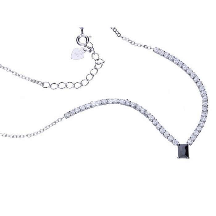 Srebrny naszyjnik 925 elegancki z cyrkoniami 5,00g Srebrny naszyjnik 925 elegancki z cyrkoniami 5,00g
