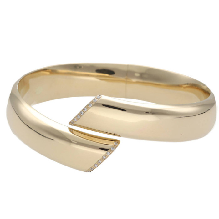 Złota bransoletka 585 bangle z cyrkoniami 32,6g Złota bransoletka 585 bangle z cyrkoniami 32,6g