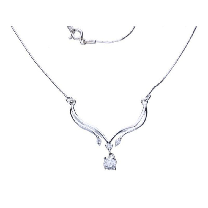 Srebrny naszyjnik 925 elegancki cyrkonie 4,13g Srebrny naszyjnik 925 elegancki cyrkonie 4,13g