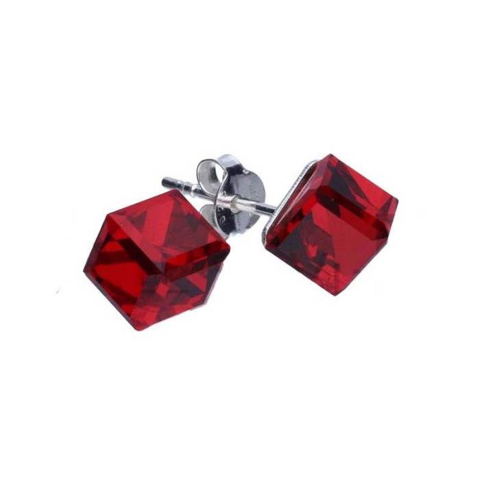 Srebrne kolczyki 925 kryształki Swarovskiego 0,65g Srebrne kolczyki 925 kryształki Swarovskiego 0,65g